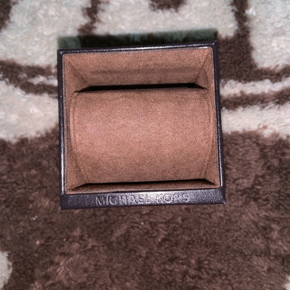 Michael Kors watch box